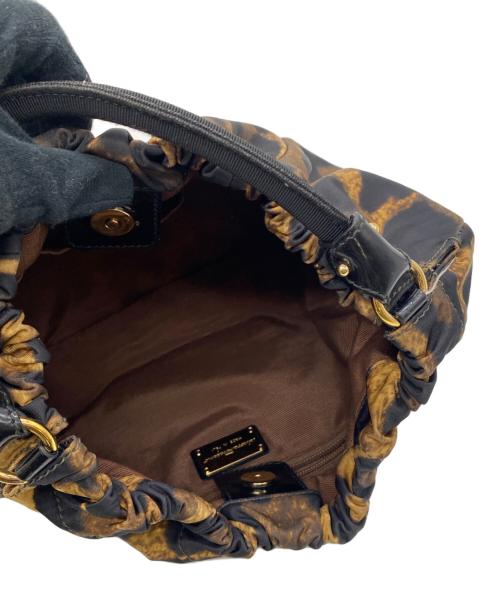 Salvatore Ferragamo（サルヴァトーレ フェラガモ）Salvatore Ferragamo (サルヴァトーレ フェラガモ) ハンドバッグ ブラウン×ブラック サイズ:表記無しの古着・服飾アイテム