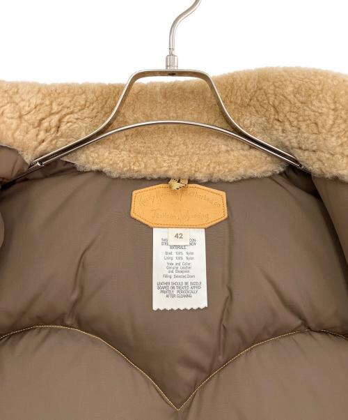 Rocky Mountain FeatherBed（ロッキーマウンテンフェザーベッド）Rocky Mountain FeatherBed (ロッキーマウンテンフェザーベッド) ダウンベスト イエロー サイズ:42の古着・服飾アイテム