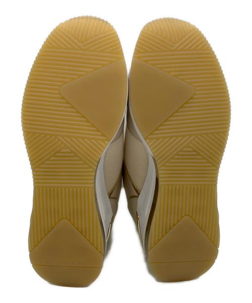 MICHAEL KORS（マイケル・コース）MICHAEL KORS (マイケル・コース) スニーカー ベージュ×ゴールド サイズ:23.5cmの古着・服飾アイテム