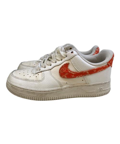 NIKE（ナイキ）NIKE (ナイキ) ローカットスニーカー オレンジ×ホワイト サイズ:22.5の古着・服飾アイテム