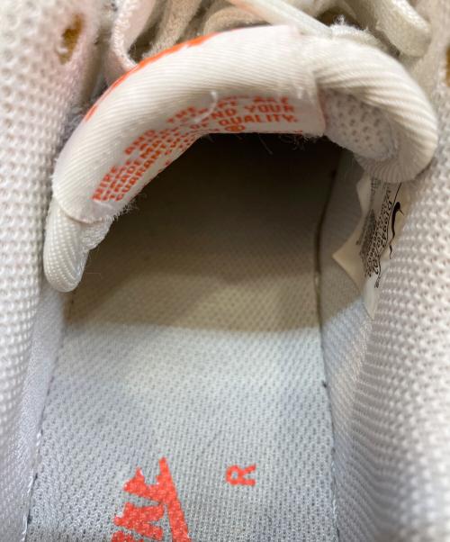 NIKE（ナイキ）NIKE (ナイキ) ローカットスニーカー オレンジ×ホワイト サイズ:22.5の古着・服飾アイテム