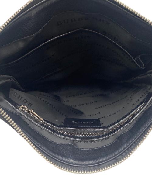 BURBERRY（バーバリー）BURBERRY (バーバリー) ショルダーバッグ ブラックの古着・服飾アイテム