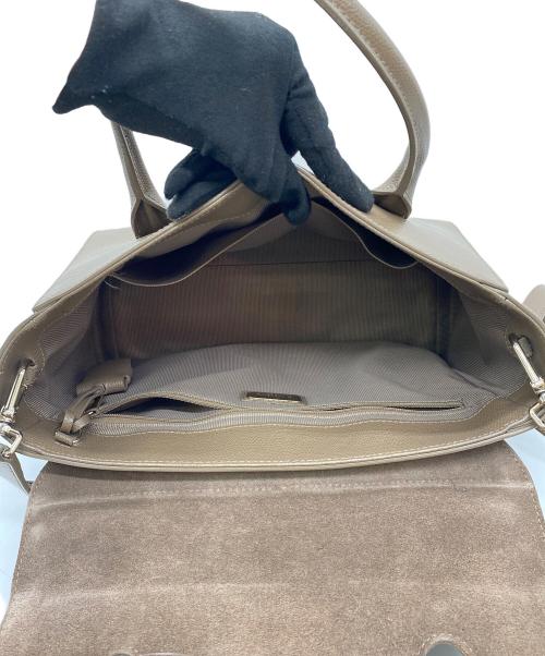 FURLA（フルラ）FURLA (フルラ) 2WAYバッグ カーキの古着・服飾アイテム