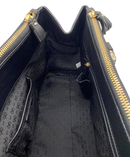 ANYA HINDMARCH（アニヤ・ハインドマーチ）ANYA HINDMARCH (アニヤ・ハインドマーチ) 2WAYバッグ ブラックの古着・服飾アイテム