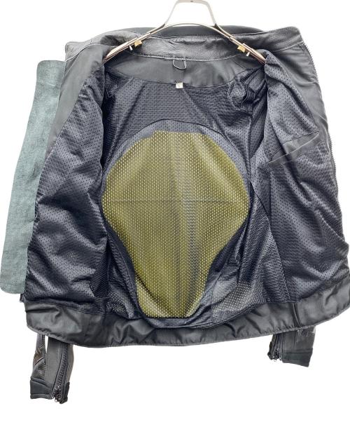 triumph（トライアンフ）triumph (トライアンフ) プロテクタージャケット ブラック サイズ:Ｓの古着・服飾アイテム