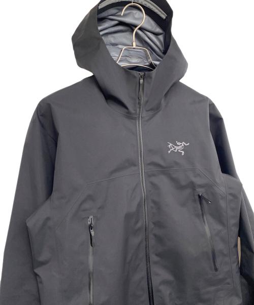 ARC'TERYX（アークテリクス）ARC'TERYX (アークテリクス) マウンテンパーカー ブラック サイズ:Mの古着・服飾アイテム