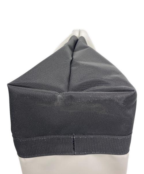 THE NORTH FACE（ザ ノース フェイス）THE NORTH FACE (ザ ノース フェイス) トートバッグ ライトグレー 未使用品の古着・服飾アイテム