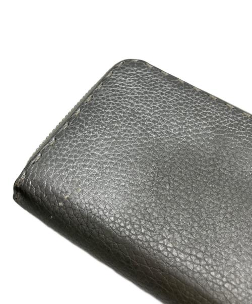 FENDI（フェンディ）FENDI (フェンディ) 長財布 シルバーの古着・服飾アイテム