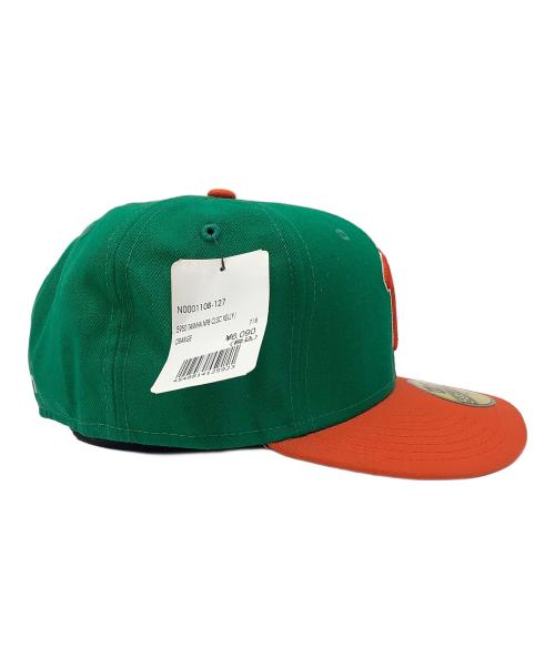 New Era（ニューエラ）New Era (ニューエラ) キャップ グリーン×オレンジ サイズ:71/8 未使用品の古着・服飾アイテム