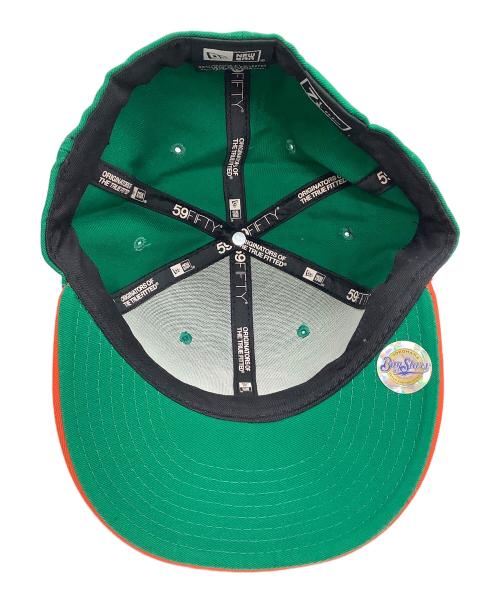 New Era（ニューエラ）New Era (ニューエラ) キャップ グリーン×オレンジ サイズ:71/8 未使用品の古着・服飾アイテム