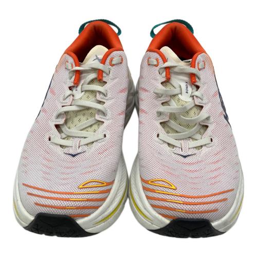 HOKAONEONE（ホカオネオネ）HOKAONEONE (ホカオネオネ) ランニングシューズ ホワイト×オレンジ サイズ:27cmの古着・服飾アイテム