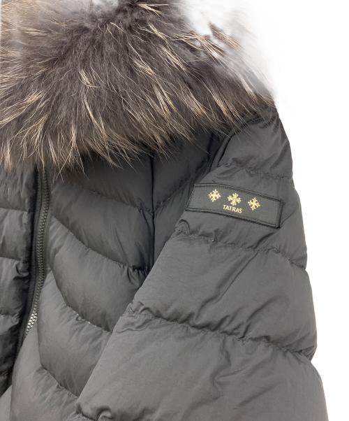 TATRAS（タトラス）TATRAS (タトラス) リバーシブルダウンポンチョ ブラック サイズ:03の古着・服飾アイテム