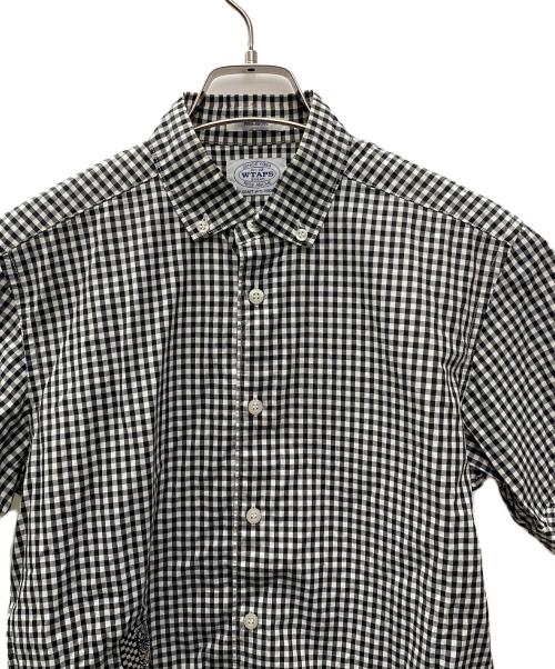 WTAPS（ダブルタップス）WTAPS (ダブルタップス) 半袖シャツ ホワイト×ブラック サイズ:Ｓの古着・服飾アイテム