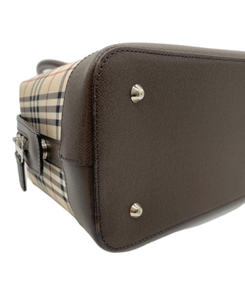 BURBERRY（バーバリー）BURBERRY (バーバリー) ハンドバッグ ベージュの古着・服飾アイテム