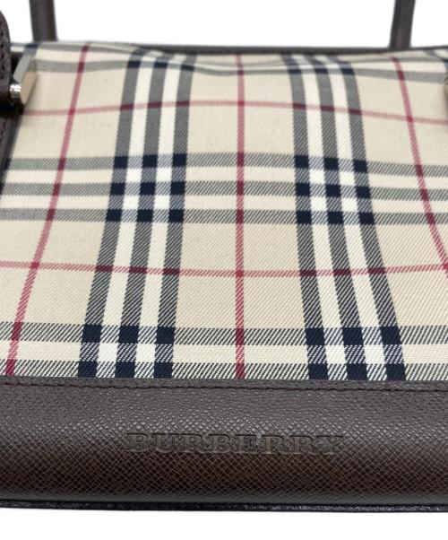 BURBERRY（バーバリー）BURBERRY (バーバリー) ハンドバッグ ベージュの古着・服飾アイテム