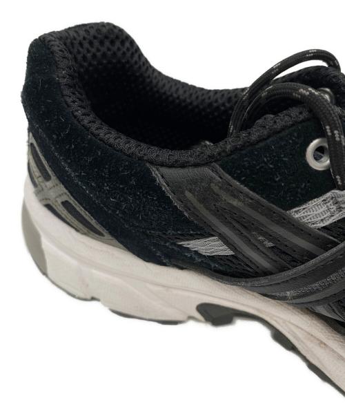 asics（アシックス）asics (アシックス) ローカットスニーカー ブラック サイズ:27.0の古着・服飾アイテム