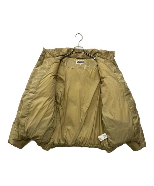 A BATHING APE（ア ベイシング エイプ）A BATHING APE (ア ベイシング エイプ) ダウンジャケット カーキ サイズ:Lの古着・服飾アイテム