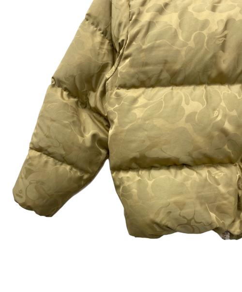 A BATHING APE（ア ベイシング エイプ）A BATHING APE (ア ベイシング エイプ) ダウンジャケット カーキ サイズ:Lの古着・服飾アイテム