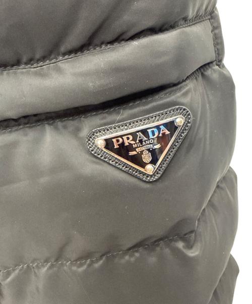 PRADA（プラダ）PRADA (プラダ) トライアングルロゴプレートダウンジャケット ブラック サイズ:48の古着・服飾アイテム