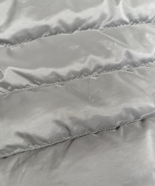 PRADA（プラダ）PRADA (プラダ) トライアングルロゴプレートダウンジャケット ブラック サイズ:48の古着・服飾アイテム