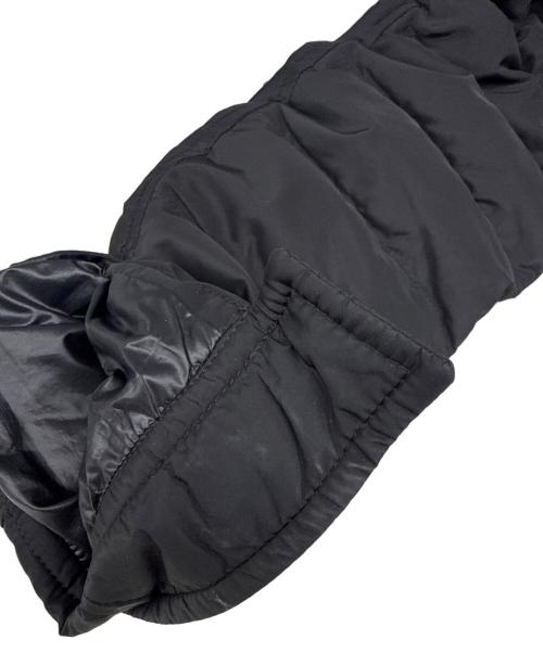 PRADA（プラダ）PRADA (プラダ) トライアングルロゴプレートダウンジャケット ブラック サイズ:48の古着・服飾アイテム