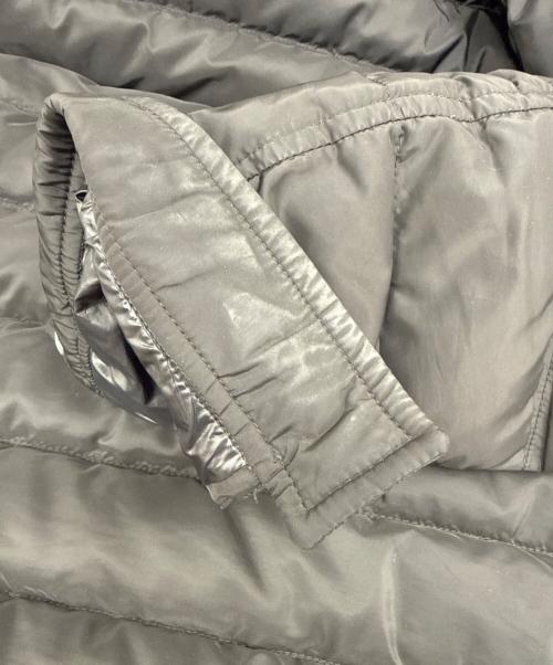 PRADA（プラダ）PRADA (プラダ) トライアングルロゴプレートダウンジャケット ブラック サイズ:48の古着・服飾アイテム