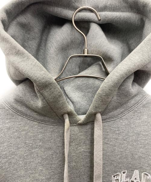Champion（チャンピオン）Champion (チャンピオン) THE BLACK EYE PATCH (ブラックアイパッチ) プルオーバーパーカー グレー サイズ:XLの古着・服飾アイテム