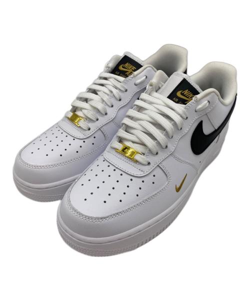 NIKE（ナイキ）NIKE (ナイキ) スニーカー ホワイト サイズ:29の古着・服飾アイテム
