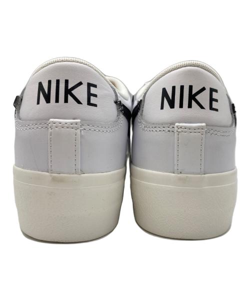 NIKE（ナイキ）NIKE (ナイキ) スニーカー ホワイト サイズ:28.5 未使用品の古着・服飾アイテム