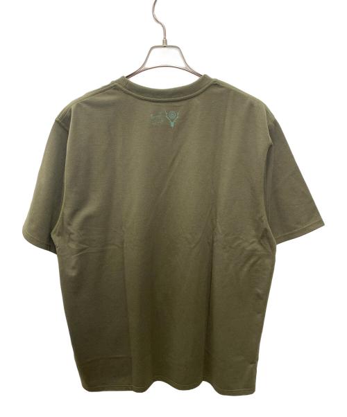 South2 West8（サウスツー ウエストエイト）South2 West8 (サウスツー ウエストエイト) 半袖カットソー オリーブ サイズ:XLの古着・服飾アイテム