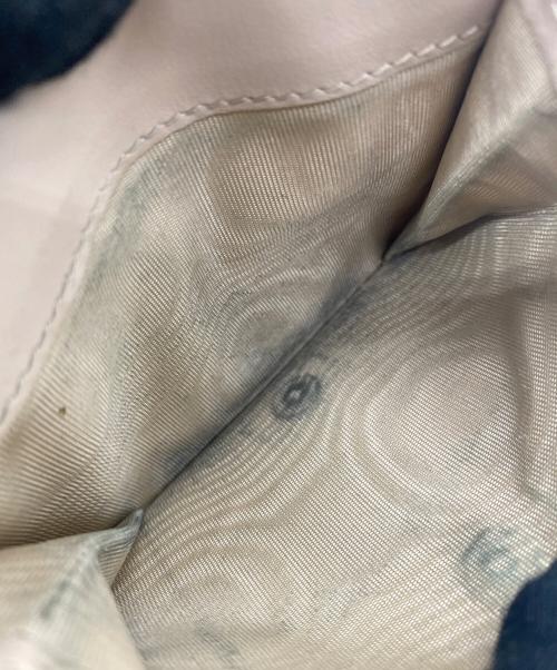 PRADA（プラダ）PRADA (プラダ) 2つ折り財布 ピンクの古着・服飾アイテム