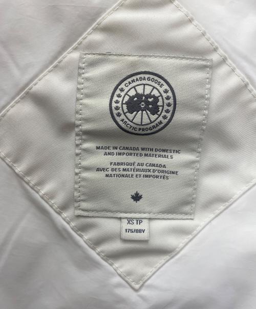 CANADA GOOSE（カナダグース）CANADA GOOSE (カナダグース) ダウンベスト ホワイト サイズ:XSの古着・服飾アイテム