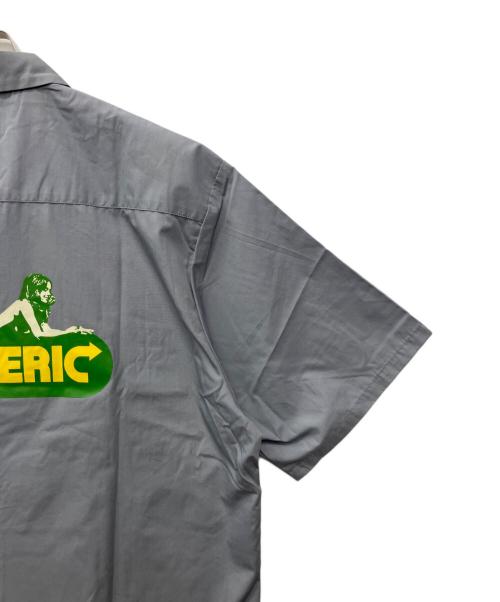 Hysteric Glamour（ヒステリックグラマー）Hysteric Glamour (ヒステリックグラマー) 半袖シャツ グレー サイズ:XL 未使用品の古着・服飾アイテム