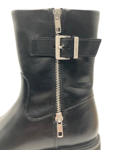 CHARLES & KEITH（チャールズアンドキース）CHARLES & KEITH (チャールズアンドキース) サイドジップブーツ ブラック サイズ:36の古着・服飾アイテム