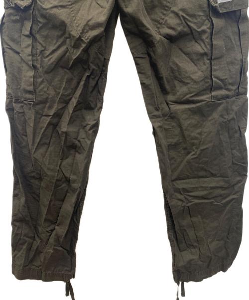 Carhartt WIP（カーハート ワーク イン プログレス）Carhartt WIP (カーハート ワーク イン プログレス) カーゴパンツ ブラウン サイズ:w32 l32の古着・服飾アイテム