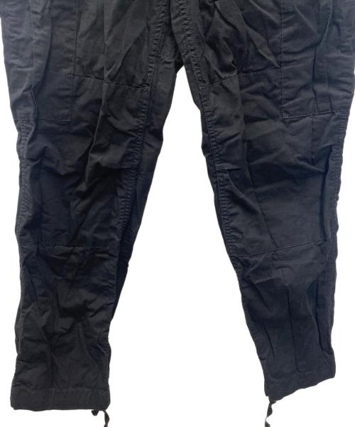 Carhartt WIP（カーハート ワーク イン プログレス）Carhartt WIP (カーハート ワーク イン プログレス) カーゴパンツ ブラック サイズ:w32 l32の古着・服飾アイテム