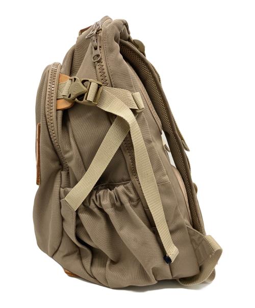 F/CE.（エフシーイー）F/CE. (エフシーイー) リュック カーキの古着・服飾アイテム