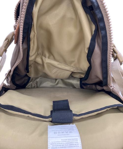 F/CE.（エフシーイー）F/CE. (エフシーイー) リュック カーキの古着・服飾アイテム
