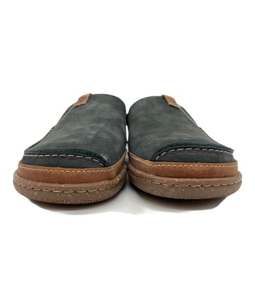 CLARKS（クラークス）CLARKS (クラークス) スリッポン ネイビー×ブラウン サイズ:27cmの古着・服飾アイテム