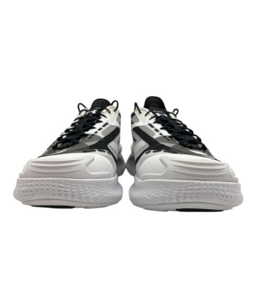 UNDER ARMOUR（アンダーアーマー）UNDER ARMOUR (アンダーアーマー) ローカットスニーカー ホワイト サイズ:28cmの古着・服飾アイテム