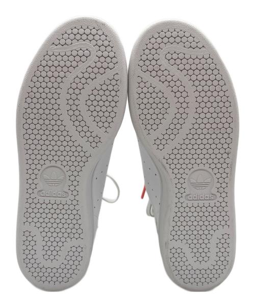 adidas（アディダス）adidas (アディダス) Sanrio (サンリオ) ローカットスニーカー ホワイト サイズ:24cm 未使用品の古着・服飾アイテム