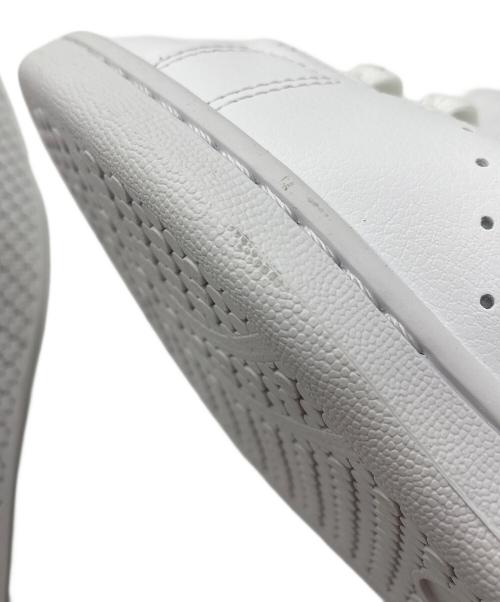 adidas（アディダス）adidas (アディダス) Sanrio (サンリオ) ローカットスニーカー ホワイト サイズ:24cm 未使用品の古着・服飾アイテム