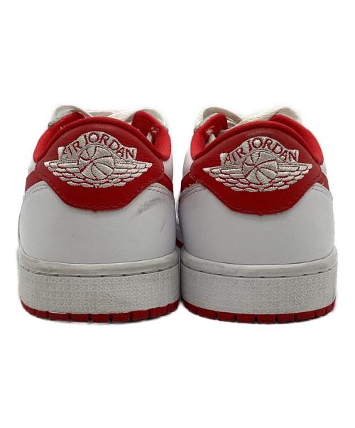 NIKE（ナイキ）NIKE (ナイキ) ローカットスニーカー ホワイト×レッド サイズ:US8の古着・服飾アイテム