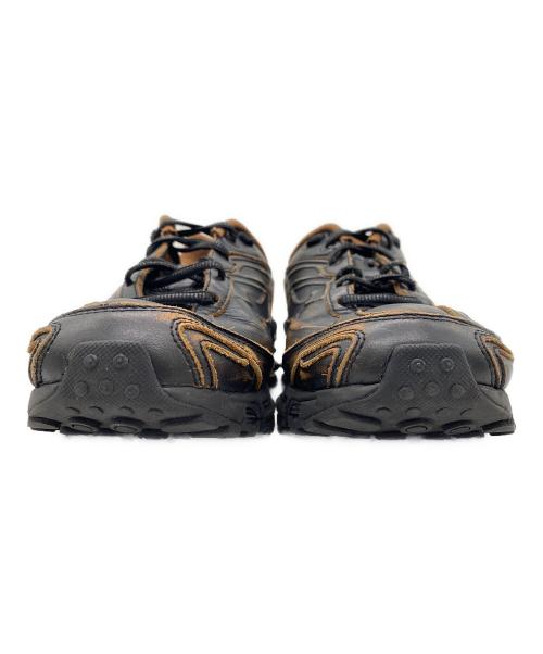 NIKE（ナイキ）NIKE (ナイキ) ローカットスニーカー ブラック×オレンジ サイズ:26.5cmの古着・服飾アイテム