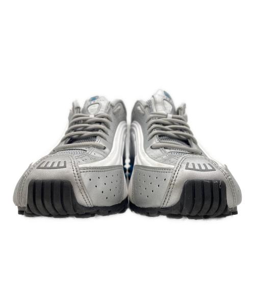 NIKE（ナイキ）NIKE (ナイキ) ローカットスニーカー シルバー×ホワイト サイズ:27cmの古着・服飾アイテム