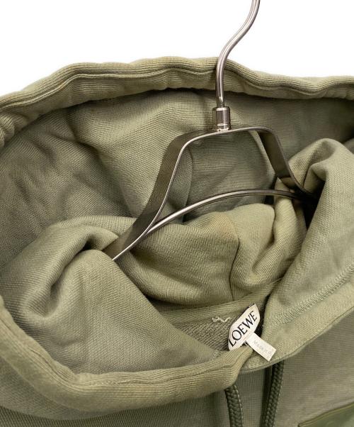 LOEWE（ロエベ）LOEWE (ロエベ) パーカー カーキ サイズ:Sの古着・服飾アイテム