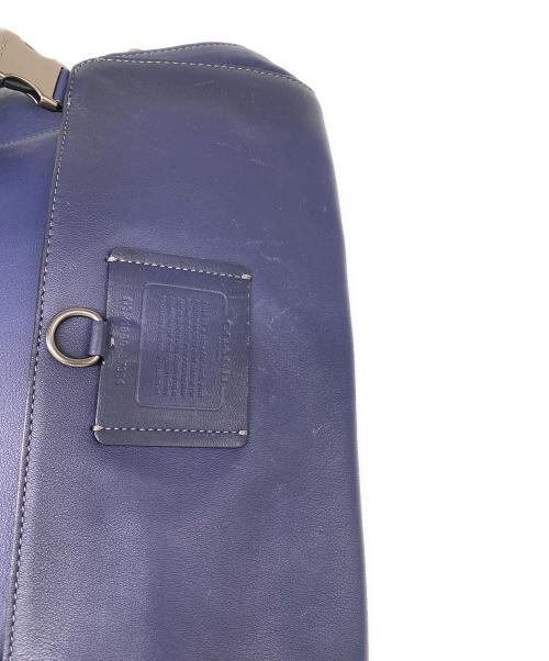 COACH（コーチ）COACH (コーチ) メッセンジャーバッグ ネイビーの古着・服飾アイテム