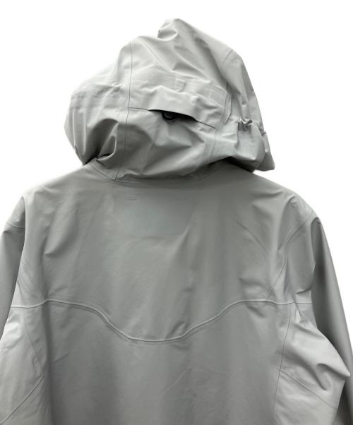 ARC'TERYX（アークテリクス）ARC'TERYX (アークテリクス) ナイロンジャケット グレー サイズ:Ｍの古着・服飾アイテム