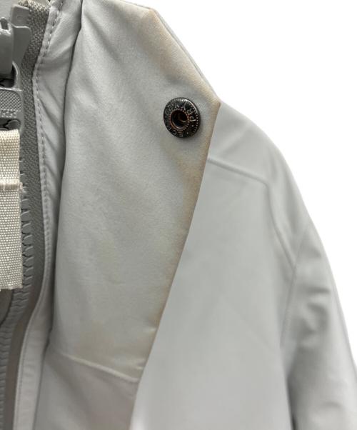 ARC'TERYX（アークテリクス）ARC'TERYX (アークテリクス) ナイロンジャケット グレー サイズ:Ｍの古着・服飾アイテム