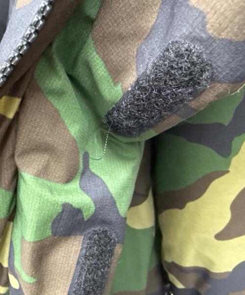THE NORTH FACE（ザ ノース フェイス）THE NORTH FACE (ザ ノース フェイス) ダウンジャケット グリーン×ブラウン×ブラック サイズ:Lの古着・服飾アイテム